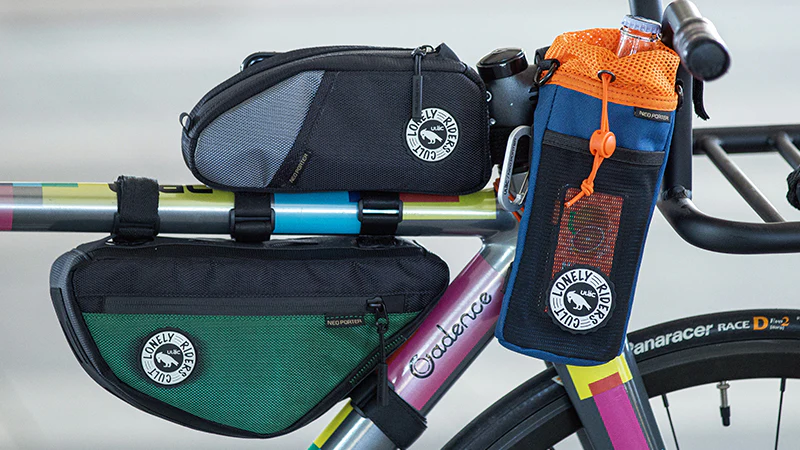 Смотреть видеообзор Сумка для велосипеда Ulac Touring Pro Frame Bag Stealth